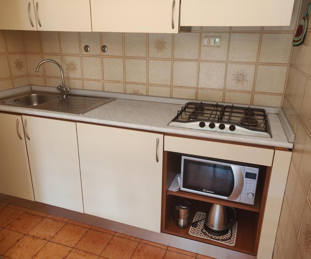 Ferienwohnung Residenza Il Poggio San Bartolomeo Al Mare Exterior foto